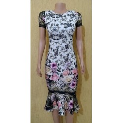 VESTIDO TUBINHO COM BABADOS